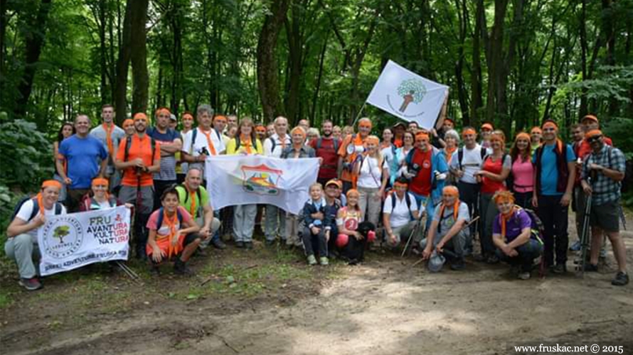 News - Održana je prva protestna šetnja za šumu Pokreta „Odbranimo šume Fruške gore“