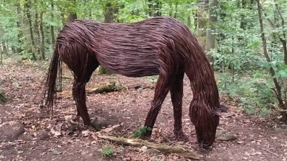 Bezvremene šumske skulpture od vrbe
