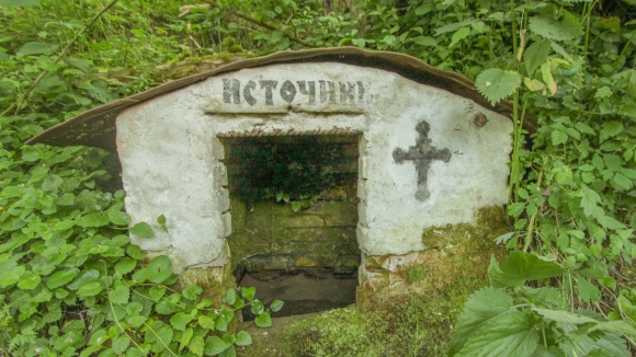 Istočnik Spring